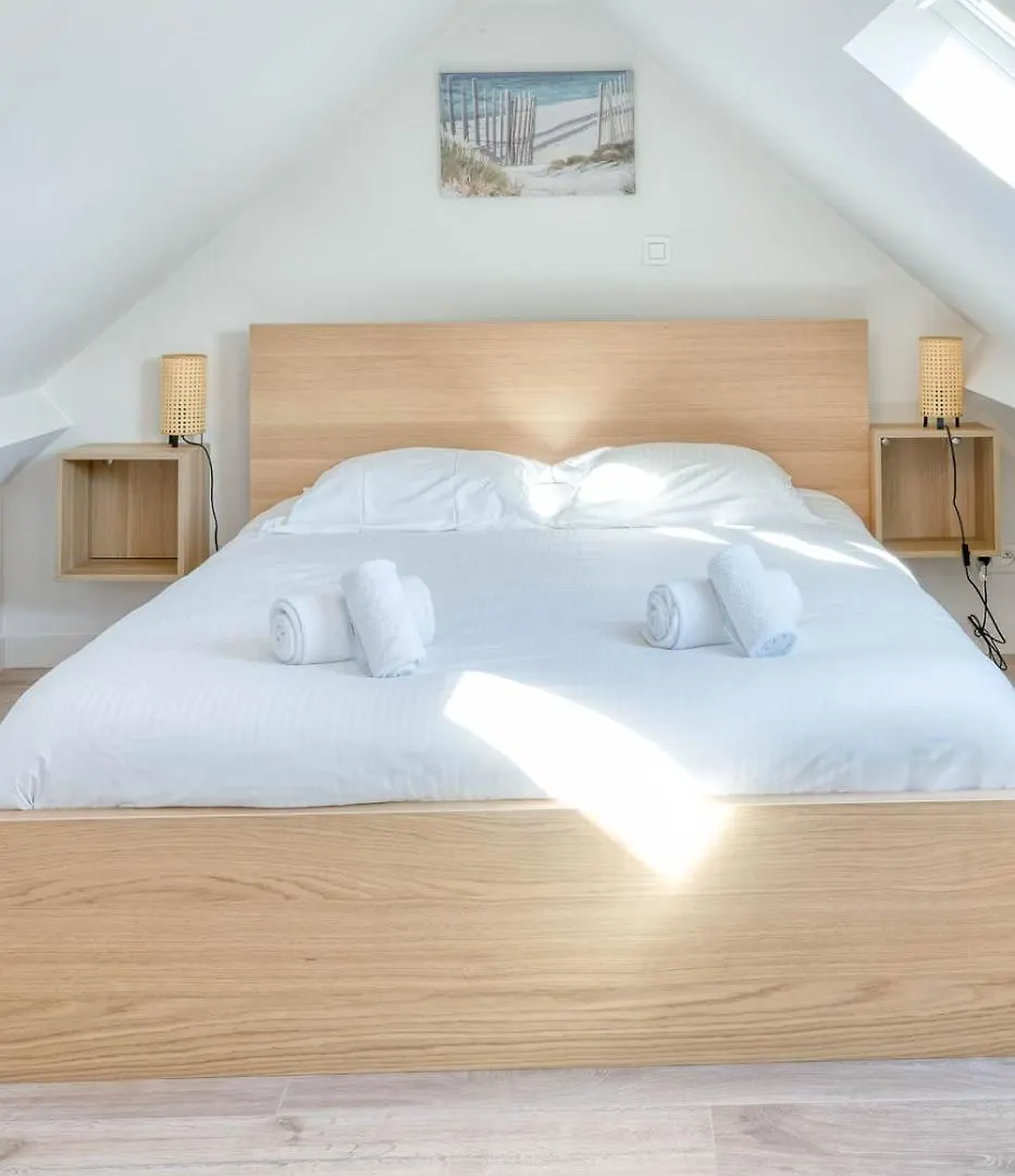 Bright Duplex Apartment Close To The Beach Oostende