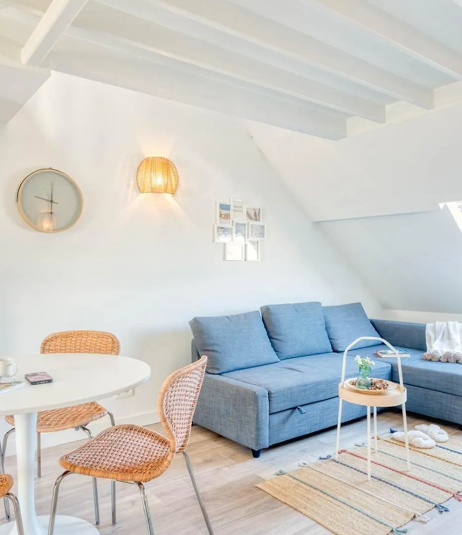 Bright Duplex Apartment Close To The Beach Oostende